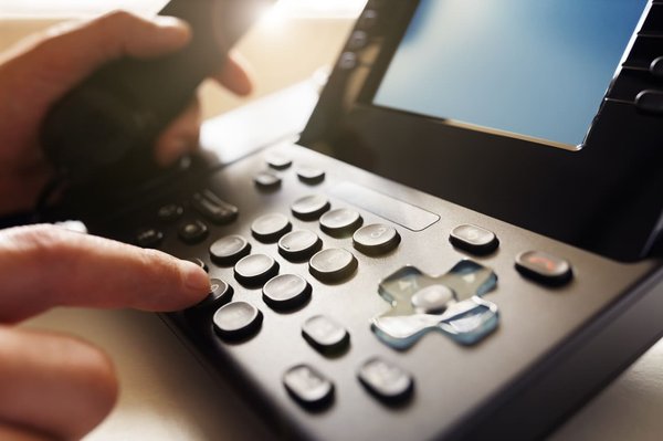 Téléphonie IP en entreprise : avantages et inconvénients